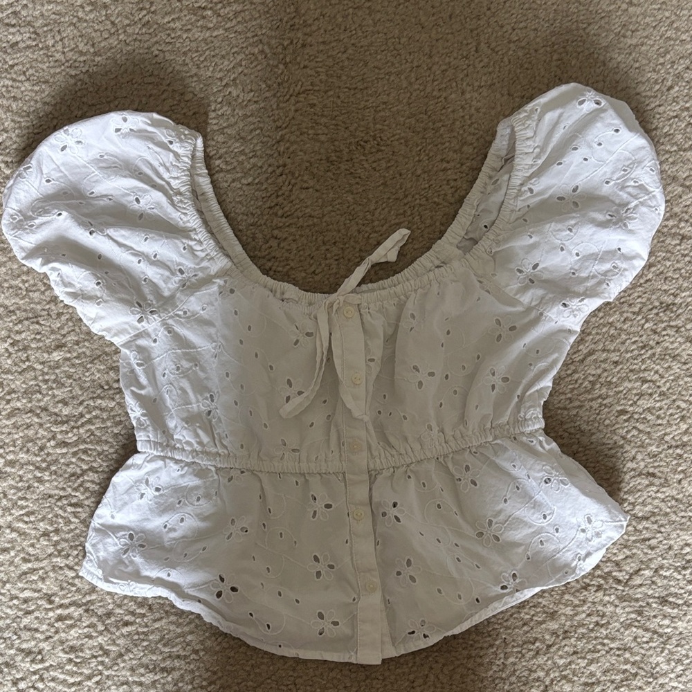American Eagle Outfitters White Eyelet Blouse